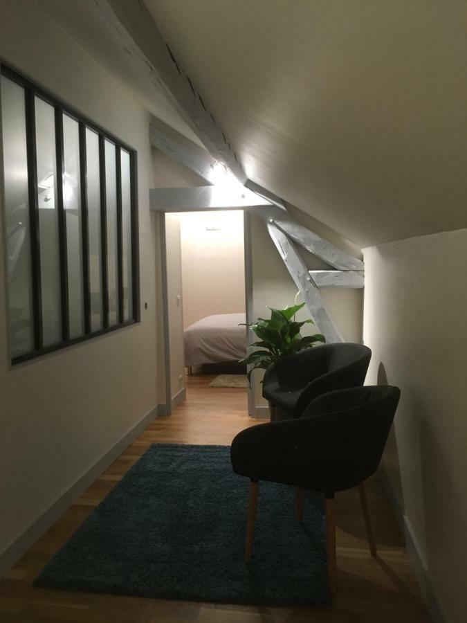 Au Tilleul Apartman Mezieres-sur-Seine Kültér fotó