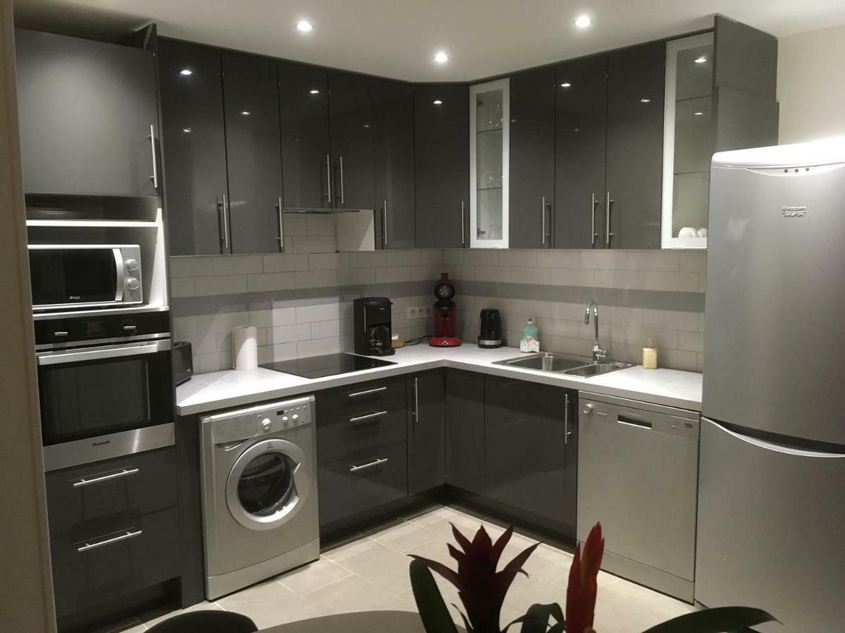 Au Tilleul Apartman Mezieres-sur-Seine Kültér fotó
